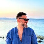 @adosvibes Instagram Profile