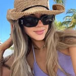 AMANDA MOHADJER's profile picture