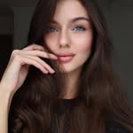 @annielavitte Instagram Profile