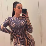 @bulkingqueen Instagram Profile