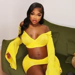 Influencer's profile picture
