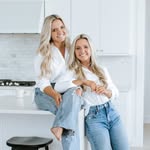 @conawaytwinss Instagram Profile