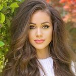 @crisanbeautyofficial Instagram Profile