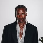 @definitelytai Instagram Profile