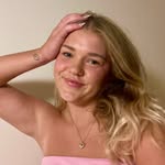 @elladaisey Instagram Profile