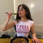 @isiifernandeez Instagram Profile