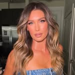 @kristinbanks_ Instagram Profile