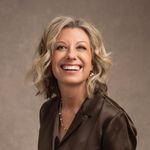 @lruettimann Instagram Profile