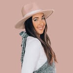 Megan Hawthorne aka The Belle of the Budget's profile picture