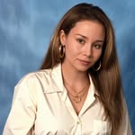 @momlifeglow_ Instagram Profile