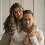 @positravelty Instagram Profile