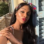 @sundailove Instagram Profile