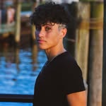 @taytate12 Instagram Profile