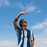 @tolanshaw Instagram Profile