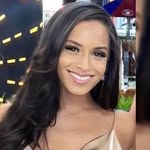 @zoraasberry Instagram Profile