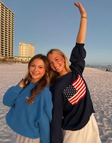 Instagram post by @_avaclarkkkkk