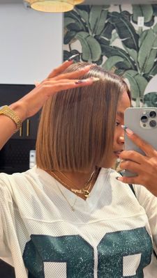 Instagram post by @_callmechrissy