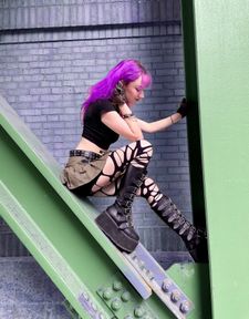 Instagram post by @_melegie