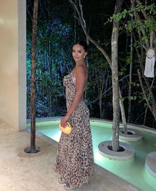 Instagram post by @adelhvbrooks