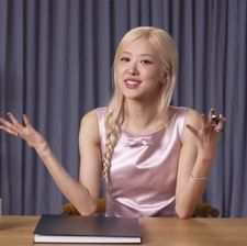 Instagram post by @aeriyun