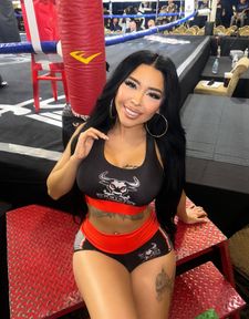 Instagram post by @aileenbeenmoney