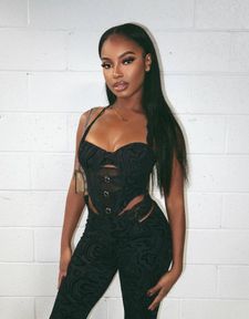 Instagram post by @aliciaa.vanessaa