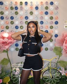 Instagram post by @aliciaa.vanessaa