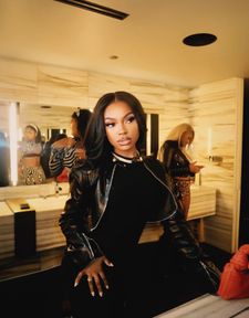 Instagram post by @aliciaa.vanessaa