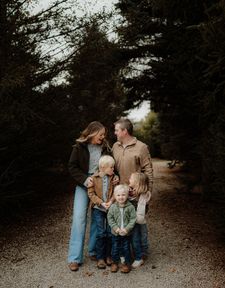 Instagram post by @allieholt_