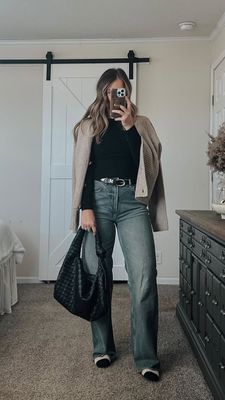 Instagram post by @allieholt_