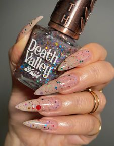 Instagram post by @allisondoesnails