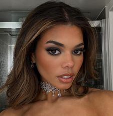 Instagram post by @alma.cooper