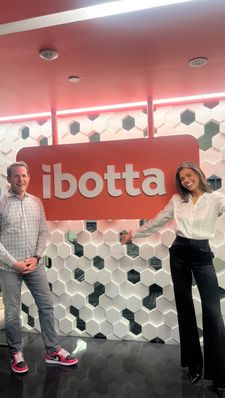 Instagram post by @alma.cooper