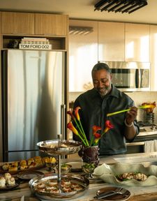 Instagram post by @alvinwayne