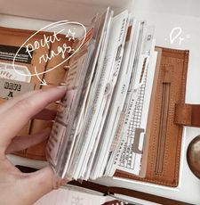 Instagram post by @amandaleighplans