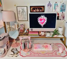 Instagram post by @anarkee