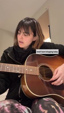 Instagram post by @annadaleyyoung