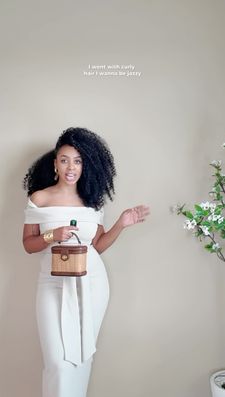 Instagram post by @ashantibowers