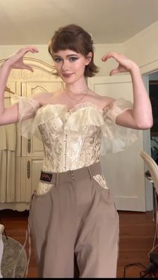 Instagram post by @avalonwarrenn