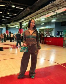 Instagram post by @bebelewiz