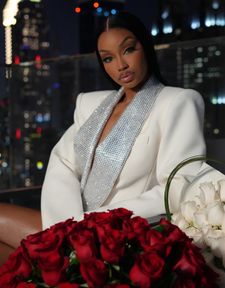 Instagram post by @bebelewiz