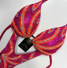 Instagram post by @bikinimama_store