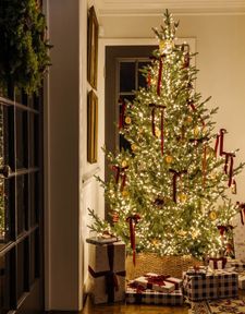 Instagram post by @blesserhouse