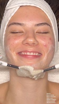 Instagram post by @bohomedspa