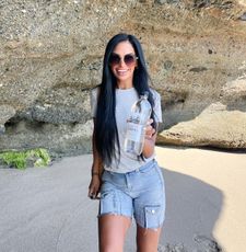 Instagram post by @bycandijames