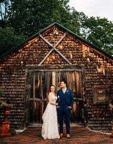 Instagram post by @caitbourgaultphotography
