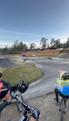 Instagram post by @carlosbmx