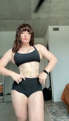 Instagram post by @cdzfit