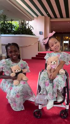 Instagram post by @cesilycollette