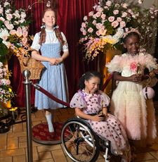 Instagram post by @cesilycollette